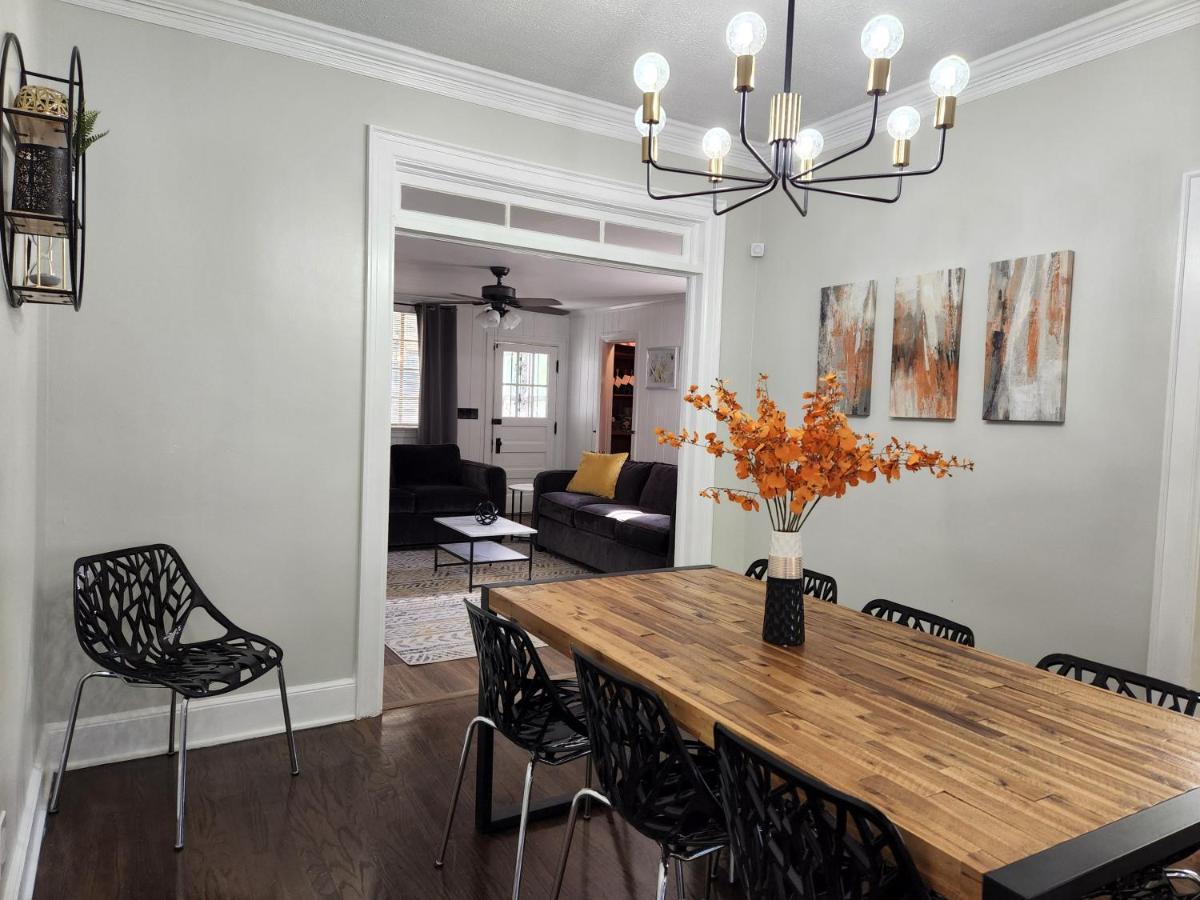 Spacious Centrally Located 3 Bed 2 Bath - Sleeps 8 Монтгомері Екстер'єр фото