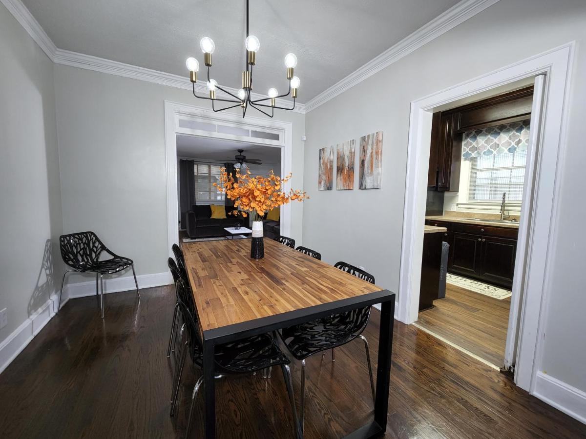 Spacious Centrally Located 3 Bed 2 Bath - Sleeps 8 Монтгомері Екстер'єр фото