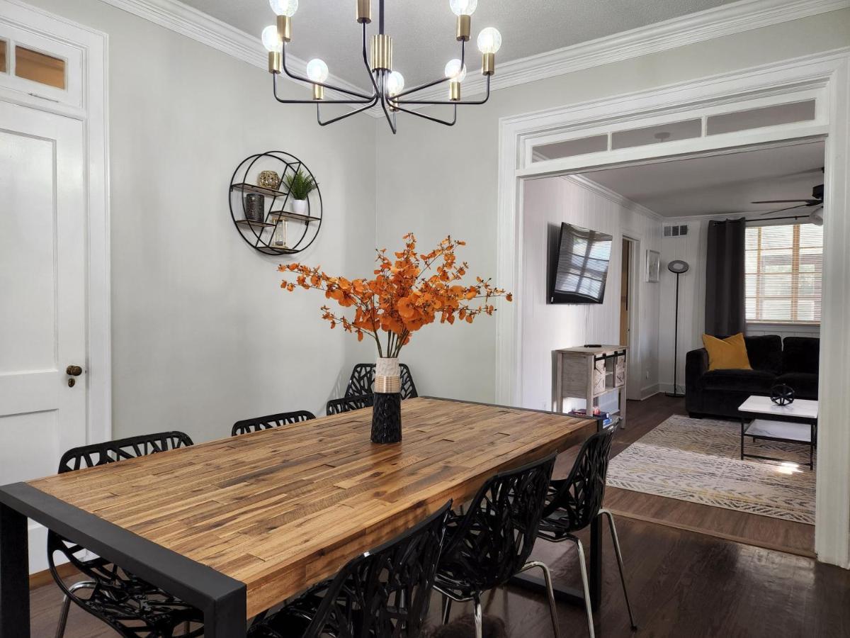 Spacious Centrally Located 3 Bed 2 Bath - Sleeps 8 Монтгомері Екстер'єр фото